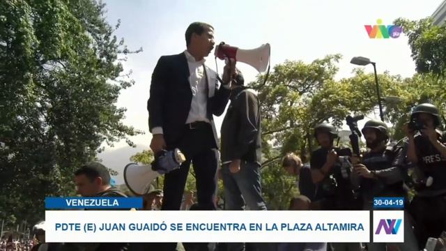 Venezuela : Guaido s'addresse à la foule aux côtés de Leopoldo Lopez | AFP Images смотреть онлайн
