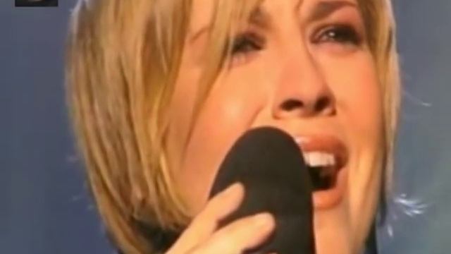 PASION VEGA - LUCIA (cantando Para Joan Manuel Serrat) (2007)