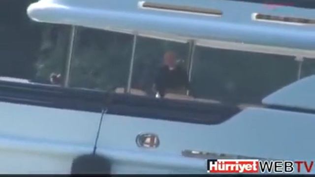 BRUCE WILLIS БРЮС УИЛЛИС на яхте с женой в турции 2012 смотреть онлайн