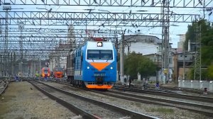 ЭП1М-577 с вагоном-дефектоскопом