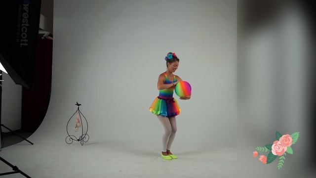 DANCE with BALL - HOOP - ROPE | 3 Easy Rhythmic Gymnastics Routines | Dina & Arina Averina inspired смотреть онлайн