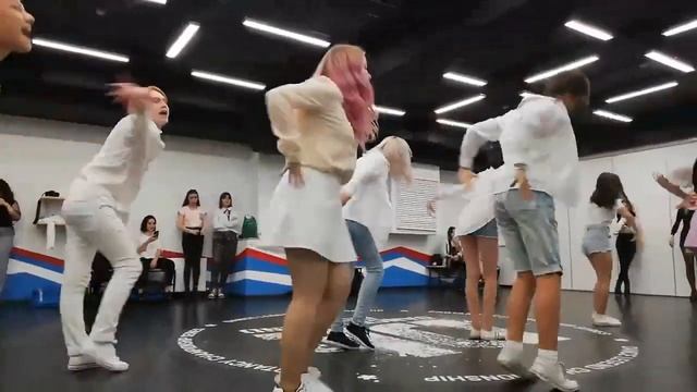 Dance The Night Away - BBF dance cover смотреть онлайн