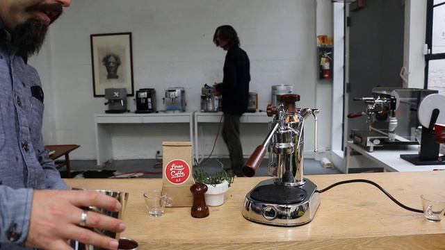 1012 La Pavoni Test смотреть онлайн