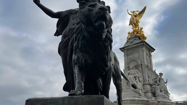 LONDON City Tour| Cinematic Vlog| International Student Visiting London| London Life| England/UK