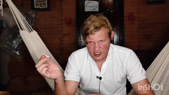 Наконец-то нашлась причина почему мир не зеркалит искренней добротой|Почему мир бывает несправедлив смотреть онлайн