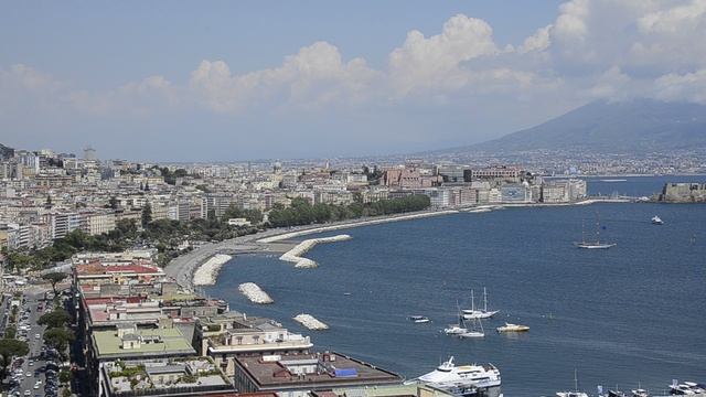 Неаполь, Италия смотреть онлайн