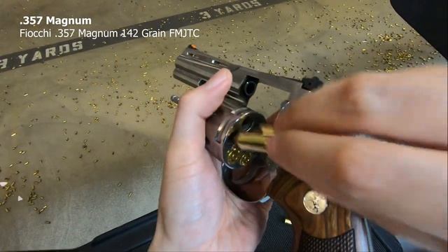 Colt Python (.38 Special vs .357 Magnum) смотреть онлайн