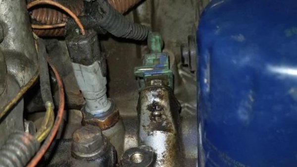 The Usual Cause of ENGINE OIL PRESSURE TOO LOW or Insufficient in Peugeot Engines & Solutions