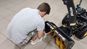 Снегоуборщика Huter sgc 4000e Сборка и подготовка к продаже : готовимся к зиме!