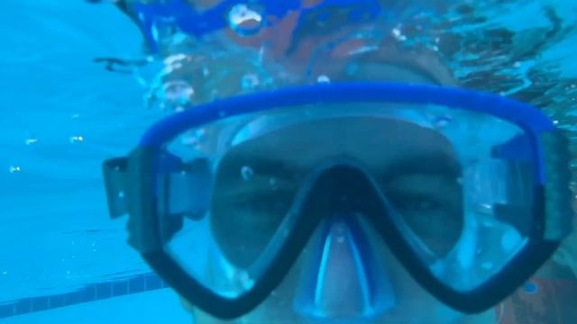 #iPhoneXsMax не продержал и 3х минут под водой! Тест Айфона 10 под водой! #iPhoneXsMaxUnderWater