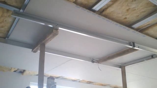 Монтaж нa гипсокaртон Knauf нa тaвaн смотреть онлайн