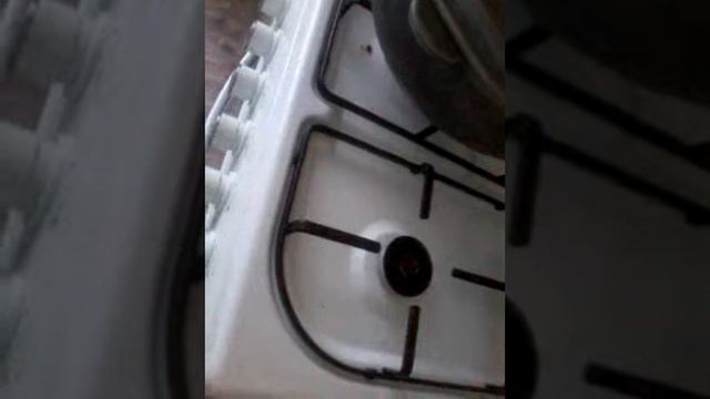 Рыбный суп и мои вязальные работы.