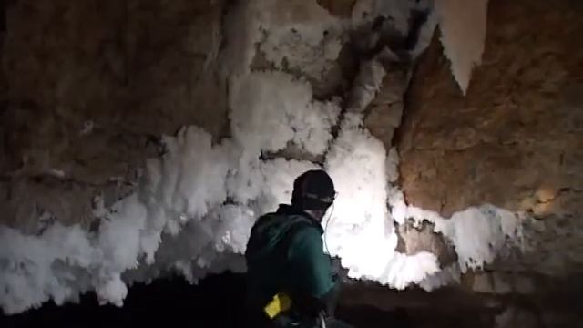 Ледяная пещера Медео, Пермский край смотреть онлайн