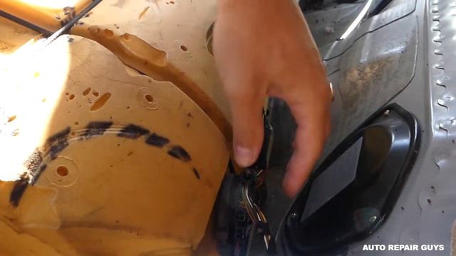 AUDI A4 B6 REAR SEAT REMOVAL REPLACEMENT смотреть онлайн