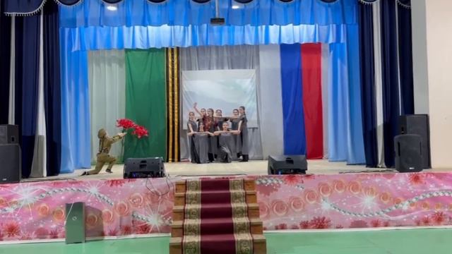 танец " Девушка военный шофер" коллектив "Радуга" и солистка коллектива "Казачок" Алина Поескова смотреть онлайн