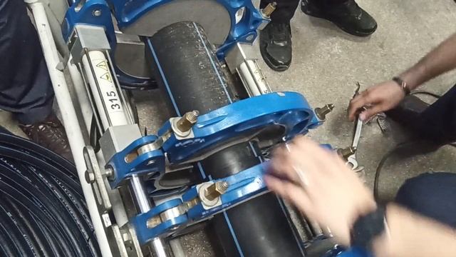 обучение. пайка пэ трубопроводов. станция GF 315 смотреть онлайн