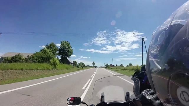 Riga Warsaw Riga 3 motocikli Honda NT700 Deauville un BMW RS смотреть онлайн