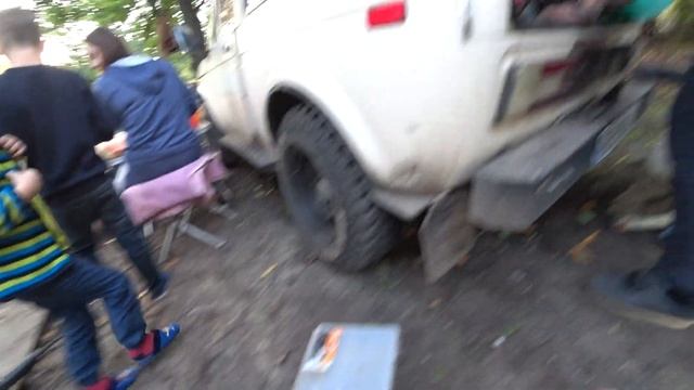 В гостях на даче у друзей - Мы им помешали... смотреть онлайн