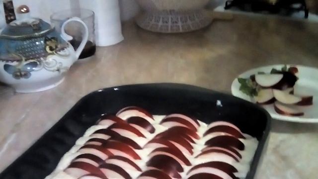 Шарлотка по-новому рецепту смотреть онлайн