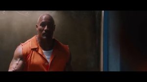 СМЕШНОЙ ТРЕШ ОБЗОР фильма «ФОРСАЖ 8». Лысин много не бывает.
