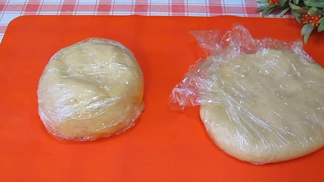 Всегда спасает ВКУСНЕЙШИЙ и простейший ПИРОГ К ЧАЮ! Ягоды и творог - идеальное сочетание! смотреть онлайн