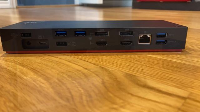 Lenovo ThinkPad Thunderbolt 3 Dock Gen 2 - Unboxing Video