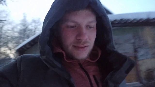 Первый зимний визит на нашу дачу. Беглый осмотр. Интересные следы на снегу. смотреть онлайн