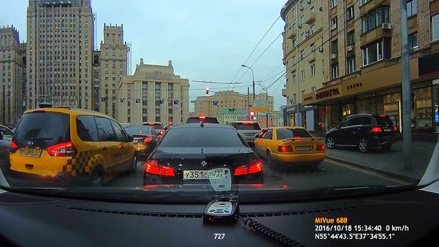 Как обидеть человека жестом в пробке? смотреть онлайн