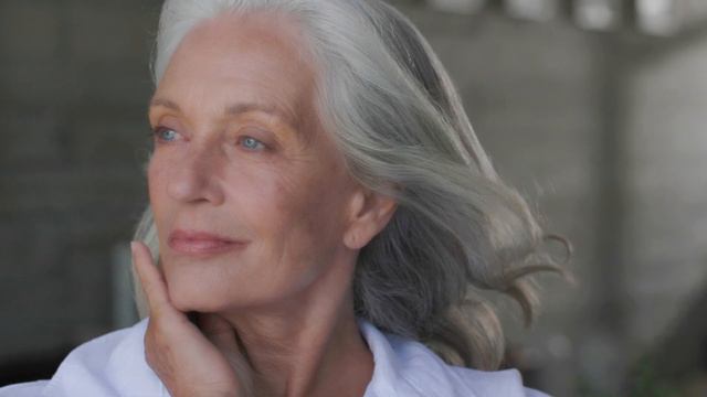 AHAVA Halobacteria Restoring Elasticity Serum смотреть онлайн