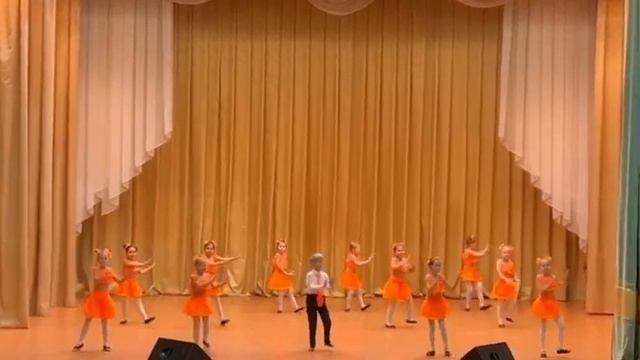 Детский танец «На прогулке….» смотреть онлайн