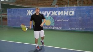 Техника двуручного удара слева. Школа большого тенниса. Урок тенниса.