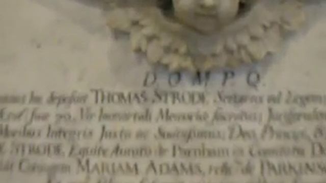 Skull no crossbones! BEAMINSTER ST MARY'S CHURCH DORSET ENGLAND UK смотреть онлайн