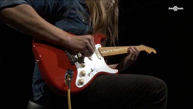 Fender Classic Series '50s Stratocaster MN, Fiesta Red | Gear4music demo смотреть онлайн