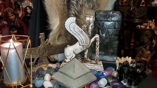 СТРАЖНИК ЛАМАССУ…ДЛЯ ЗАЩИТЫ ДОМА…ДЛЯ ВСЕХ… смотреть онлайн