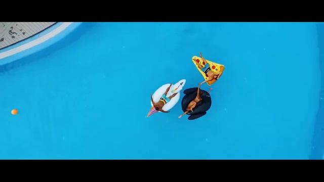 кафе/бар/бассейн VinoGrad смотреть онлайн