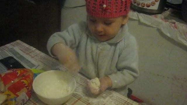 Наша Даша готовит сырнички смотреть онлайн