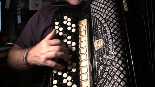 Weltmeister-Firotti Reparatur ремонт баяна, ролик 4 Проба "на зуб"-проверка на звук смотреть онлайн