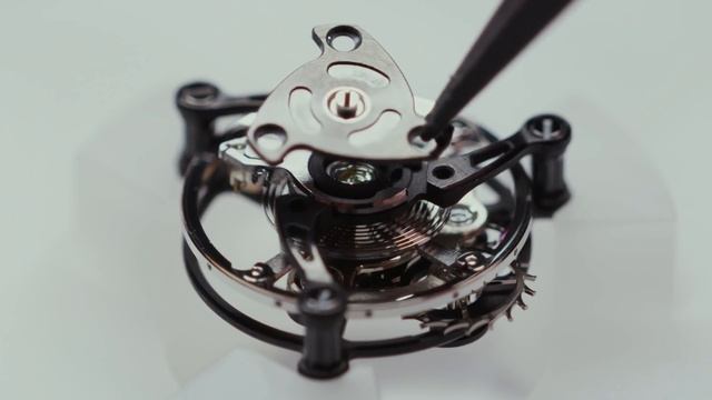 Savoir-faire RM 40-01 Automatic Tourbillon McLaren Speedtail — RICHARD MILLE