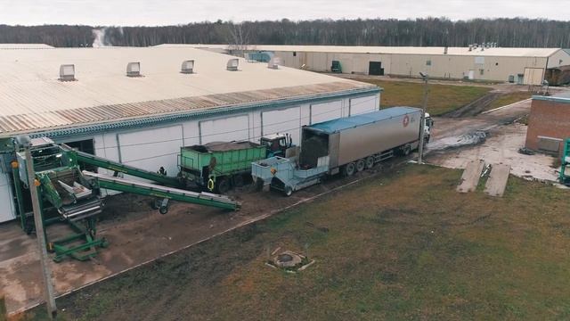 Обзор полуприцепа со сдвижными полами марки "Тонар" | МИРавтотехники смотреть онлайн