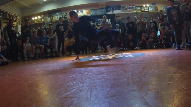 Брейк Лига СПб Ветров Коля Forsage3s vs Кирпичев Гоша Атлант смотреть онлайн