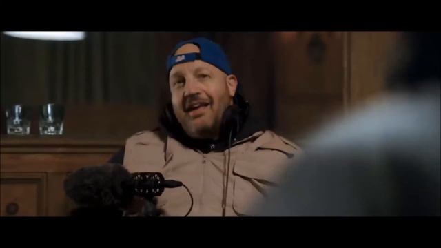 Парень с микрофоном № 6 | Кевин Джеймс смотреть онлайн