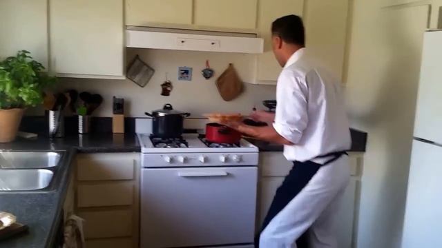 Episode #1 | Fabio's Bolognese with Penne Rigate Pasta смотреть онлайн