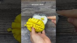 Десерт из манго