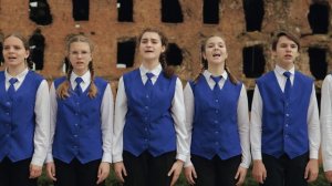 А Пахмутова» Поклонимся великим тем годам»