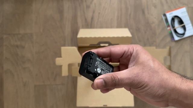 Sony FX30 Unboxing and Sony 10-20mm F4 #sonyfx30 #sonylens смотреть онлайн