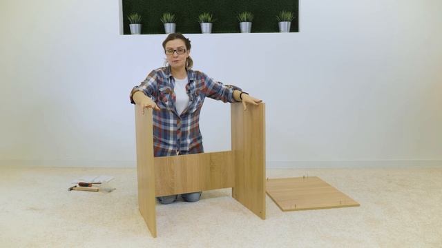 Стол письменный УЛЬТРА от гипермаркета полезных вещей LETTA. Видео-инструкция по сборке. смотреть онлайн