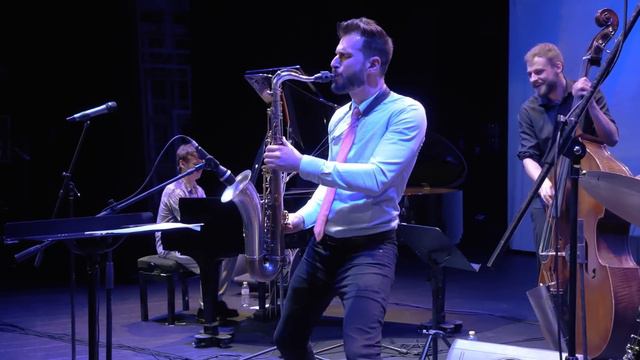 Superstition (Stevie Wonder) - Chad LB Quartet Live in Spain смотреть онлайн