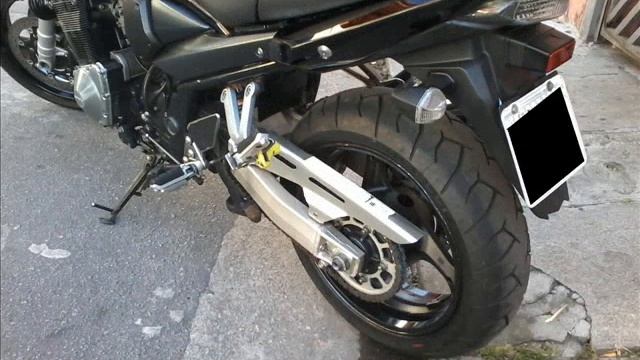 Bandit 1200 S смотреть онлайн