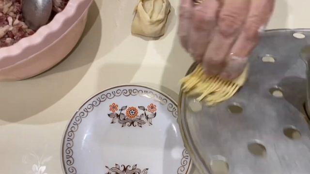 Манты из говядины смотреть онлайн