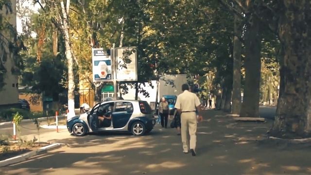 Кишинев 2017 года, улица Няги, угол Чернышевского, 7 - я поликлиника и остановка троллейбуса. смотреть онлайн